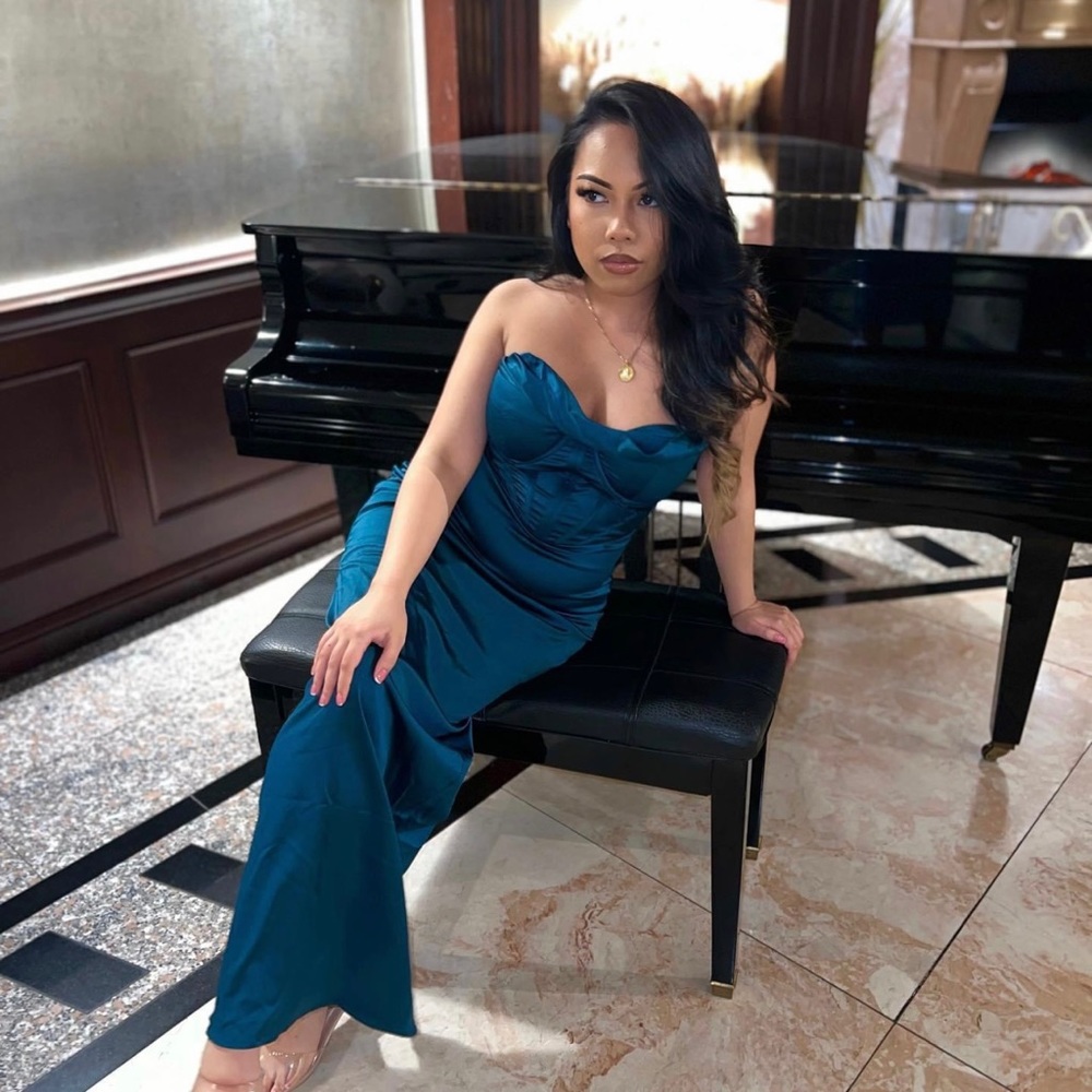 Formal Dress  - Size Medium - SHEIN